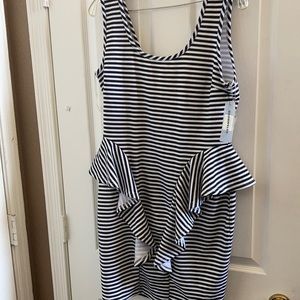 FINAL MARKDOWN NWT roommates ladies dress 1x